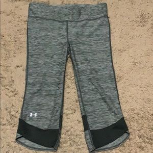 Under Armour workout crops